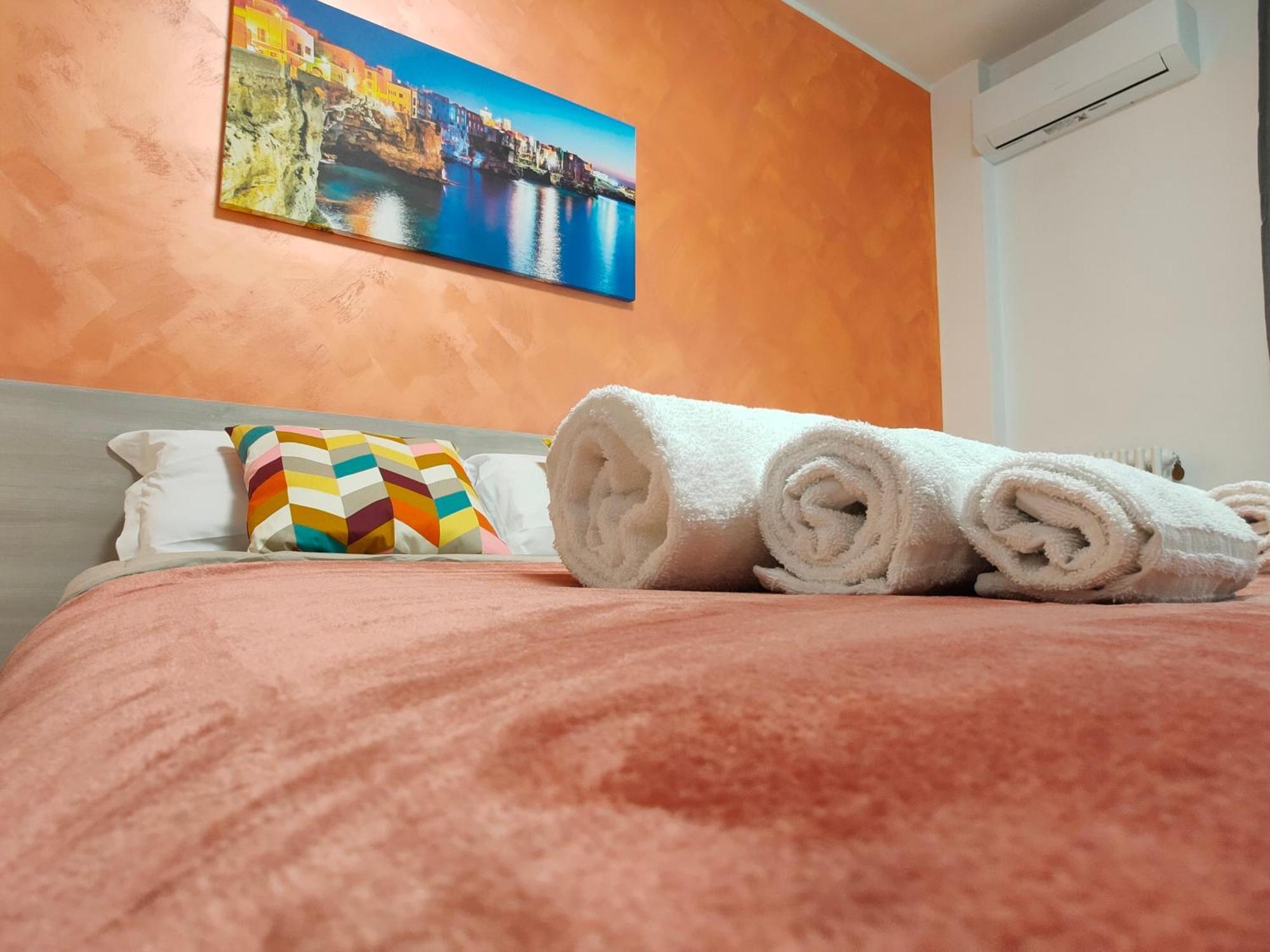 Ri.Mi. Rooms Бари Экстерьер фото