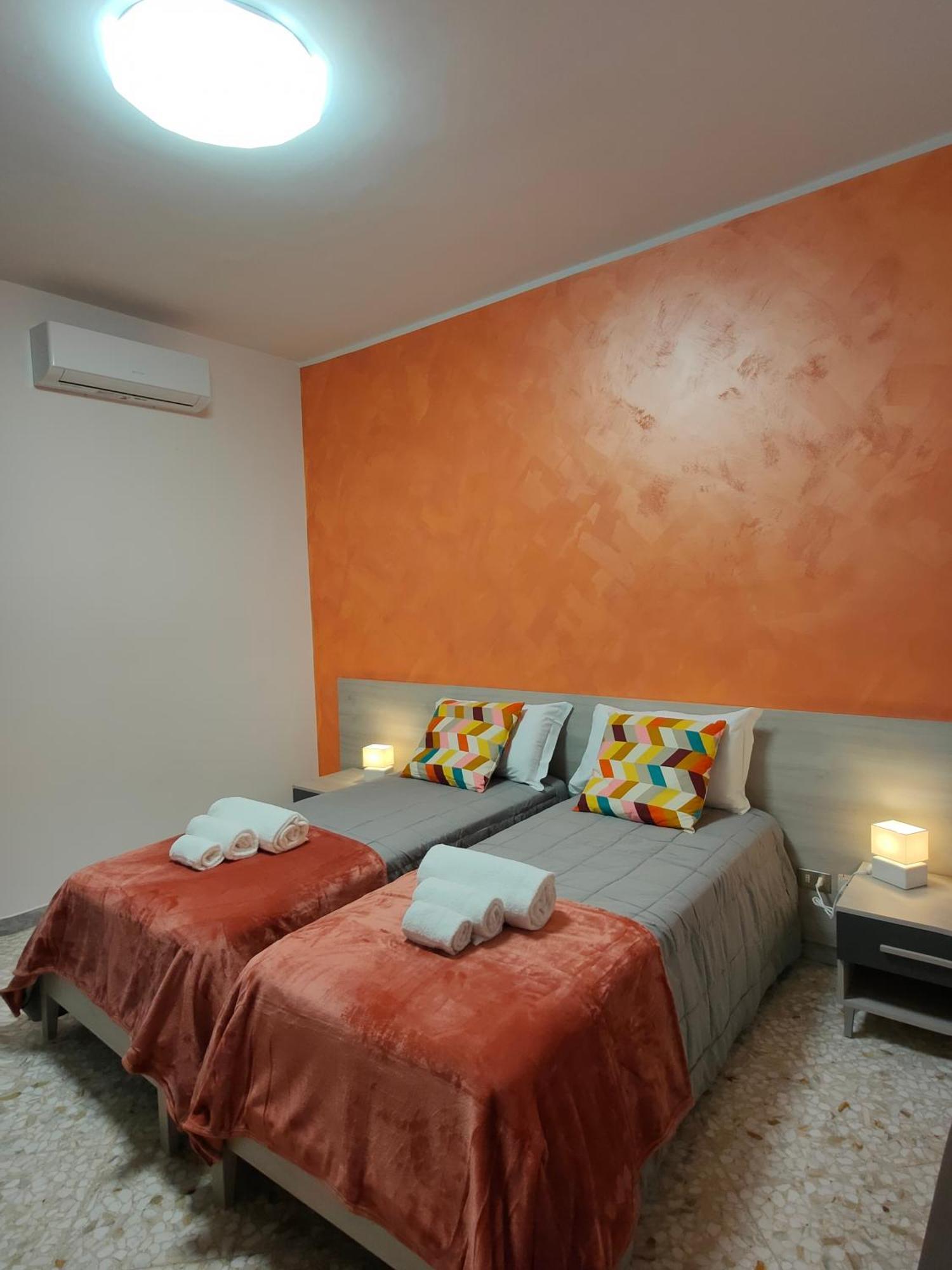 Ri.Mi. Rooms Бари Экстерьер фото