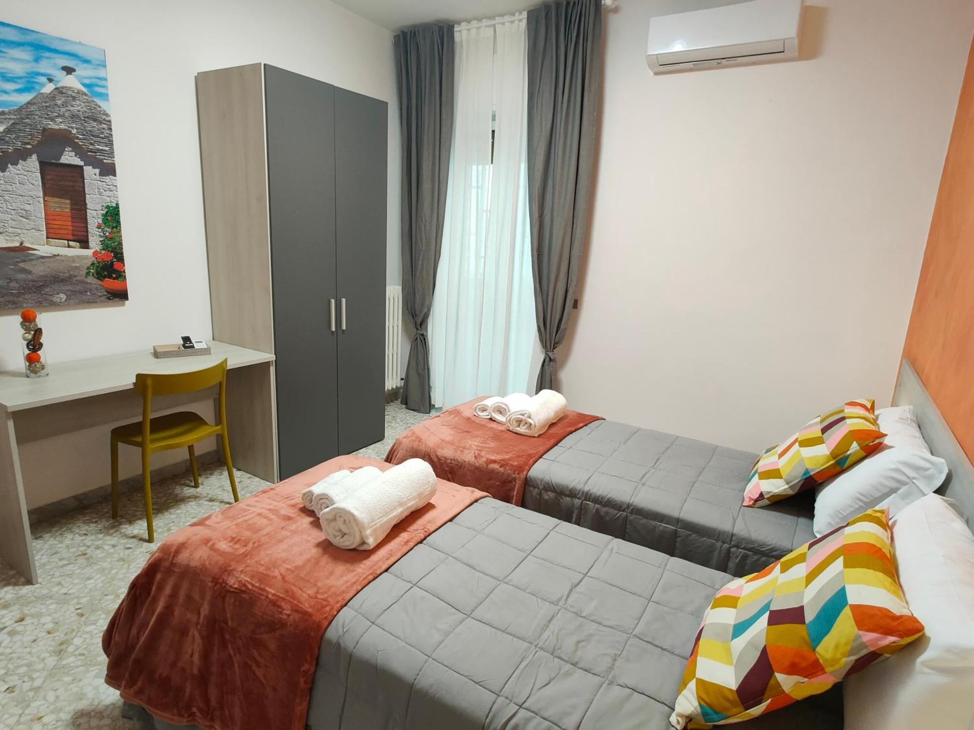 Ri.Mi. Rooms Бари Экстерьер фото