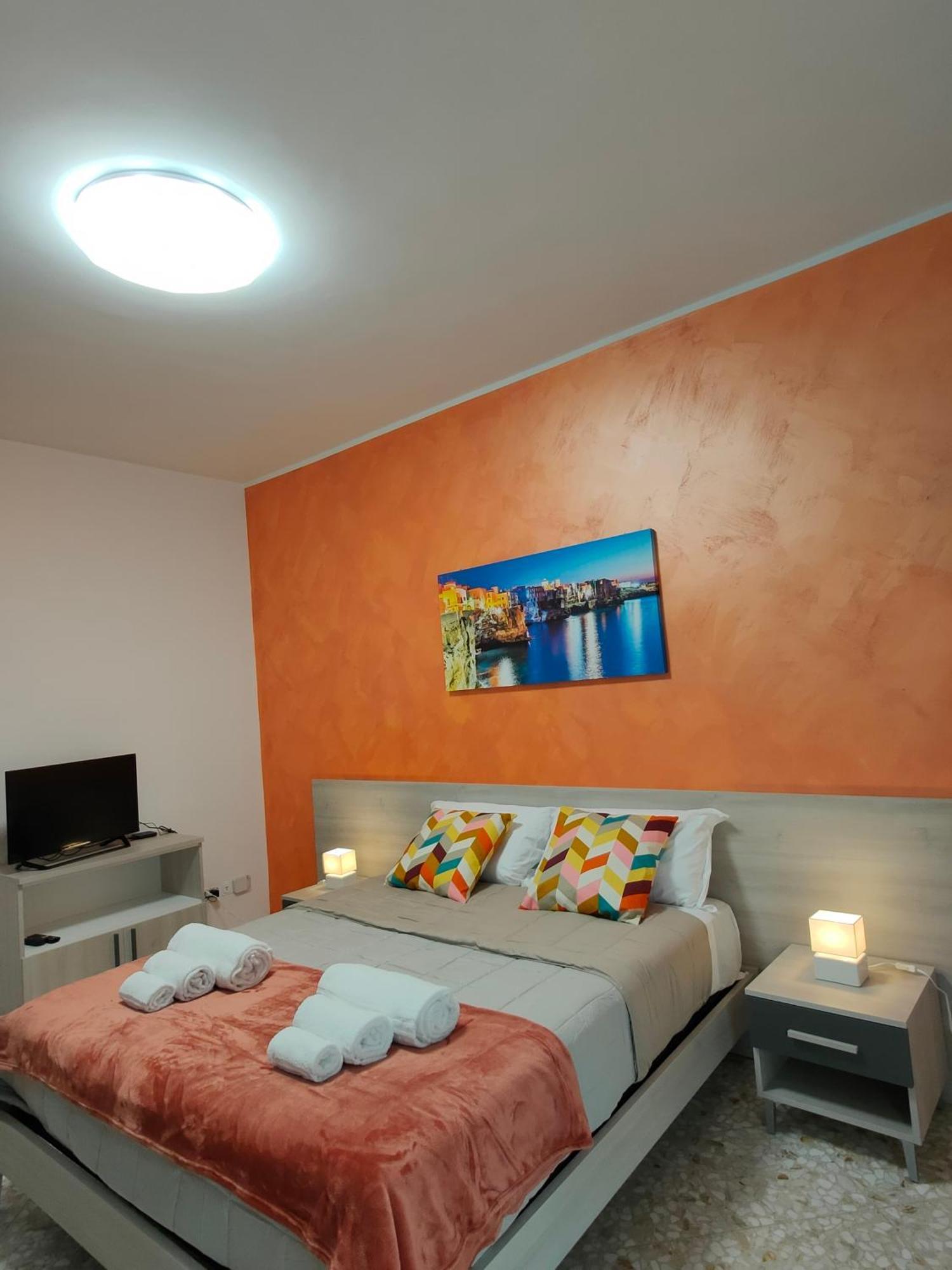 Ri.Mi. Rooms Бари Экстерьер фото